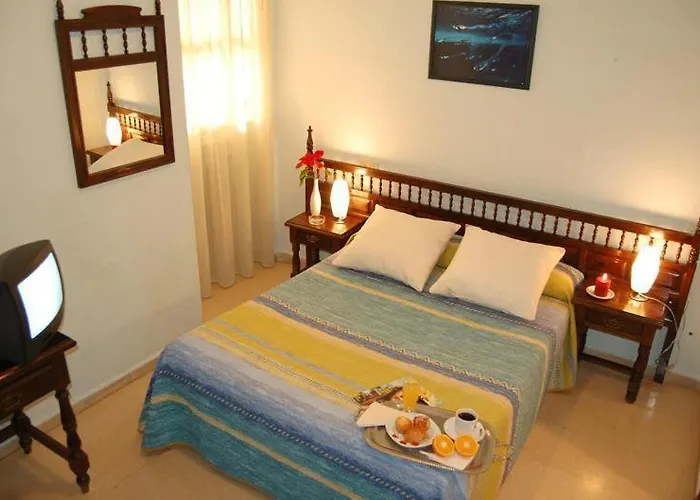 オスタル ロス インファンテス 2*